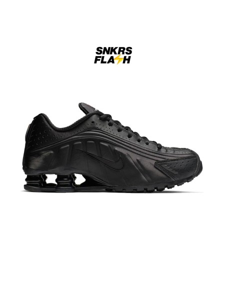 NIKE SHOX R4 TRIPLE BLACK - AR3565004